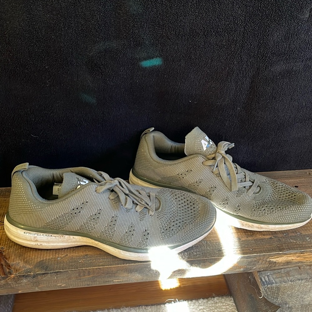 Lululemon Sneakers
